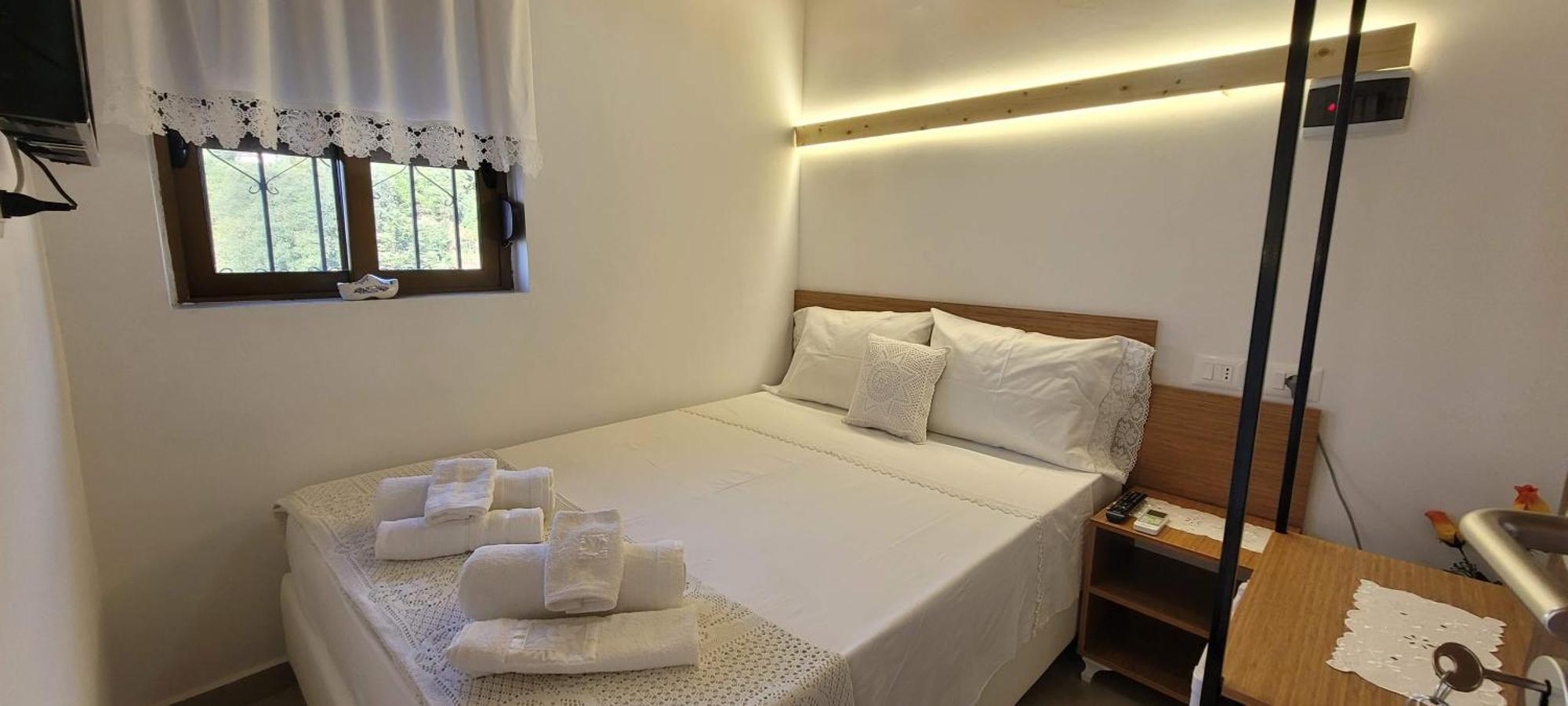 Guest House Emily Gjirokastër 외부 사진